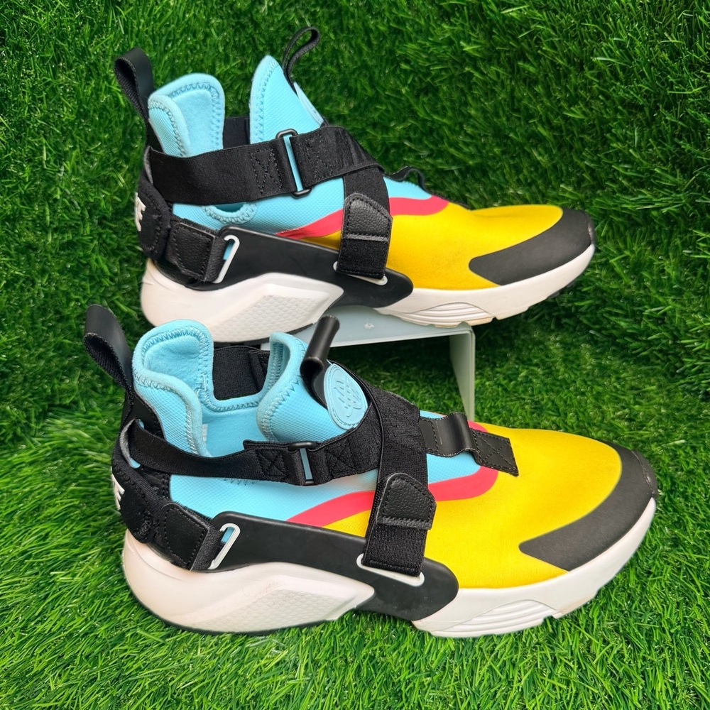 Nike Air Huarache Bright Yellow and Aqua Sneakers